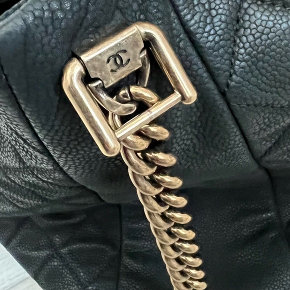 Chanel Black Caviar Leather Quilted Hobo Crossbody Bag - Picture 7 of 16